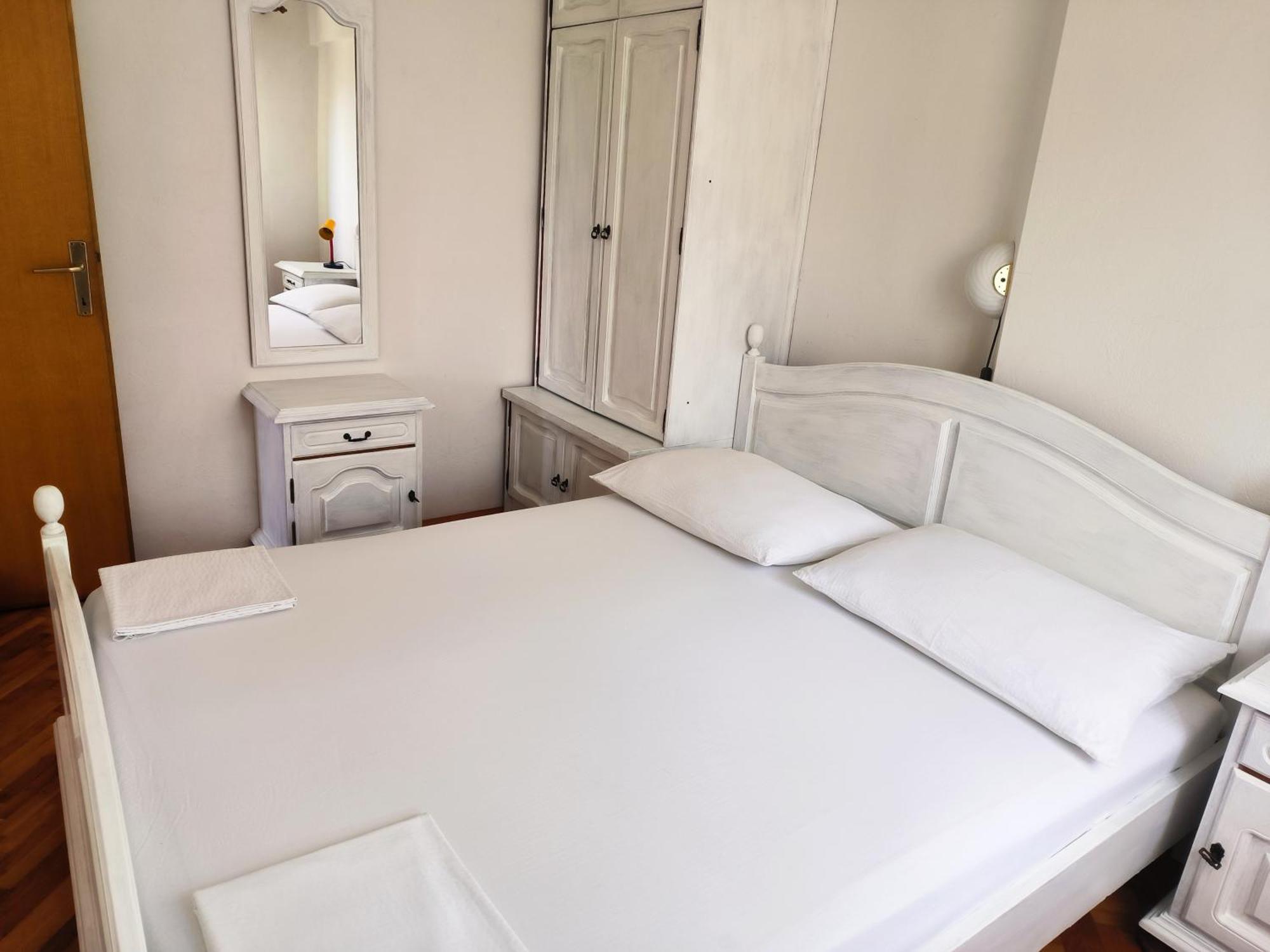 Apartments Jurjevic Петрчане Экстерьер фото