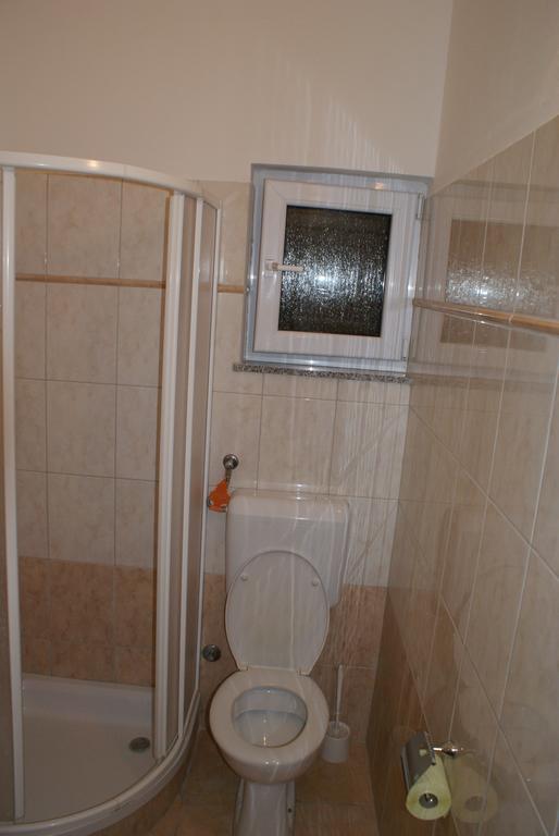 Apartments Jurjevic Петрчане Экстерьер фото